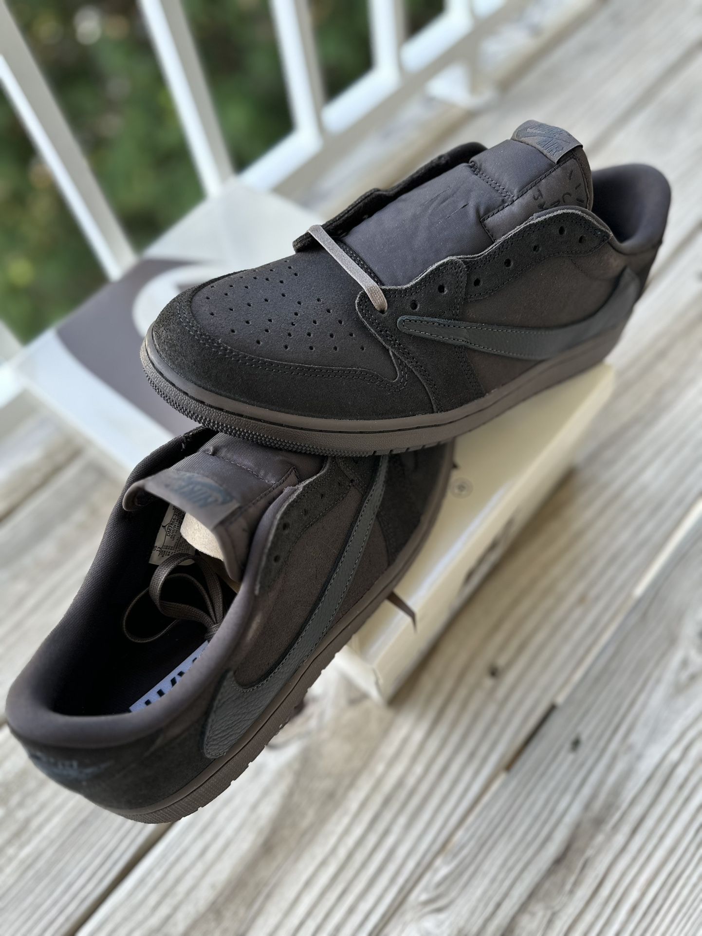 BRAND NEW JORDAN 1 LOW x TRAVIS SCOTT “VELVET BROWN” FOR SALE! MEN SIZE 12 $525