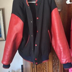 Men’s Heavy-Duty Jacket – Leather & Wool – Red Sleeves, Blue Accents – Size Large (Estimated)
