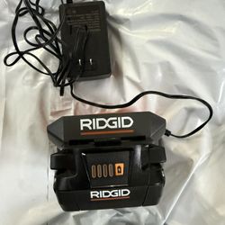 Ridgid 18V Charger And Ridgid 2.0Ah Lithium Ion Battery Brand new!