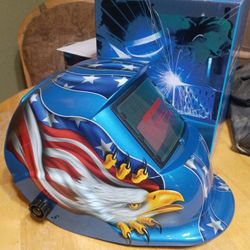 New Auto Darkness Welding Helmet