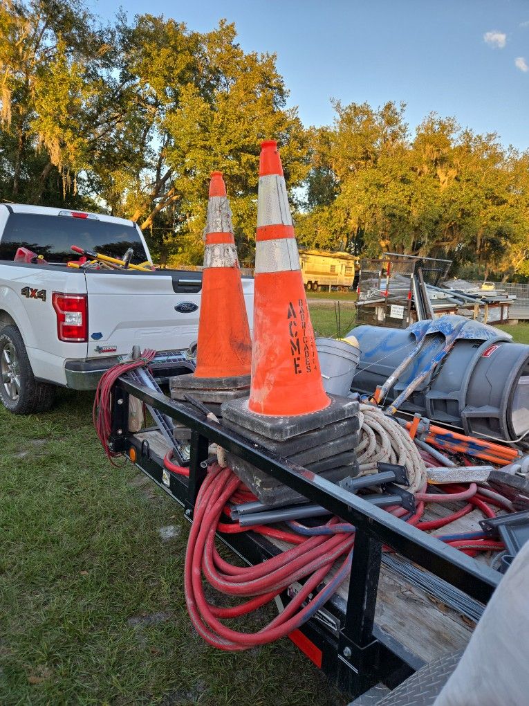 10 Acme Barricade Cones