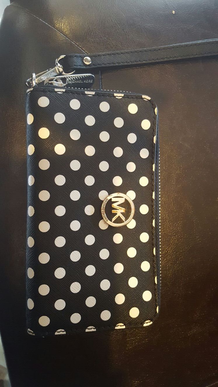 mk wallet