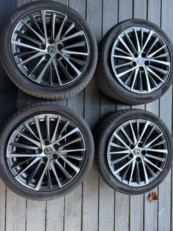Lexus Es 300h 18 Inch Rims And Tires
