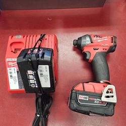 10035 Milwaukee 2753-20 18v Lithium Ion 1/4" hex impact 37879