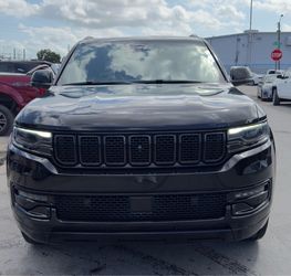 2022 Jeep Wagoneer