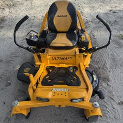2020 Cub Cadet Última ZT1 Zero Turn 