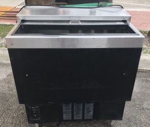 36" VINYL-CLAD MUG chiller froster