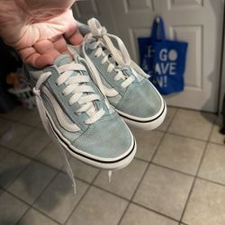 13.5 Kids Vans 