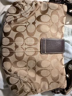 COACH HANDBAG
