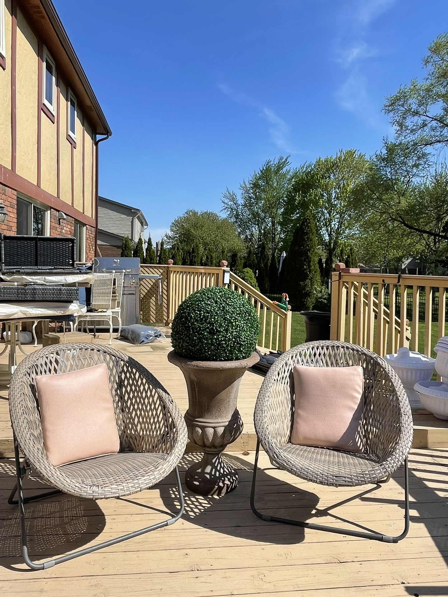 Very Nice 2 Patio chairs