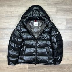 Moncler Maya size 6 brand new