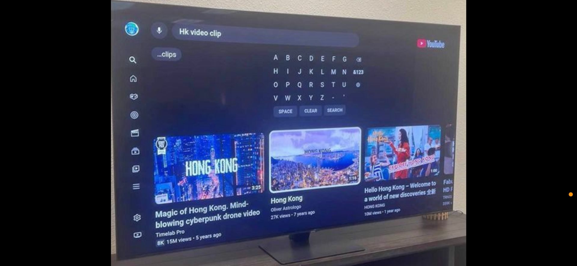 Beautiful Picture 55” Samsung Smart TV W/Remote