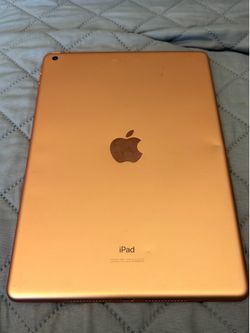 Rose Pink iPad 8th gen doesn’t come with charger 32 gb