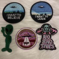 ufo alien iron on patches (shipping only)