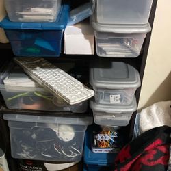 Random Lot Of Basketball And Other Sports Cards And Some Random Pokémon Cards 