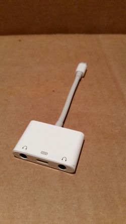 Lightning to 3.5mm(×2)headphones jack adapter.