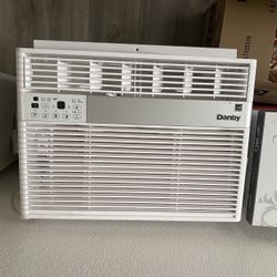COSTCO Danby Window AC Unit