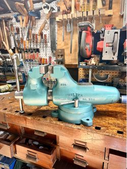 Massive 6” Wilton bullet Vise
