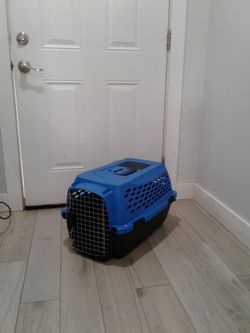 Pets kennel small size