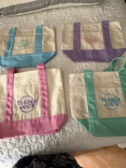 4 - 10 X 13“ TRADER JOE CANVAS TOTE BAGS