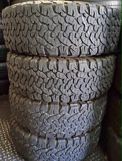 265/70/17 Bffoodrich vendo un set de llantas usadas excelente condiciones de vida las 4 ✅🤩I am selling a set of used tires, all 4 in excellent living