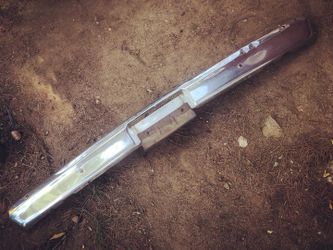 71/77 Chevy / GMC Van Front Bumper W/ Brackets