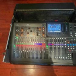 Behringer-X32 