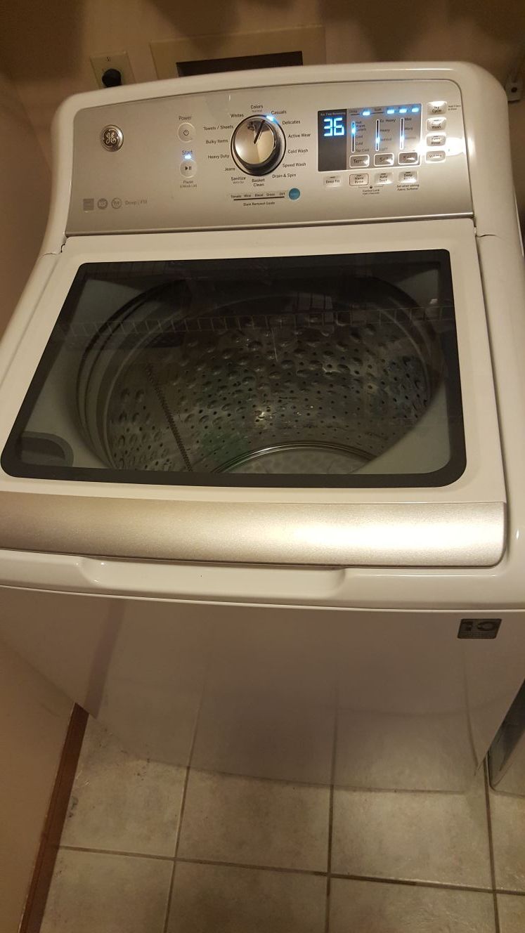General Electric GTW680 4.6 cu ft top Load Washer