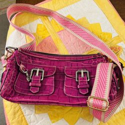 Dooney & Bourke Bags 