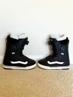 Brand New VANS Women's Encore Pro Snowboard Boots
