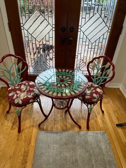 Bistro table