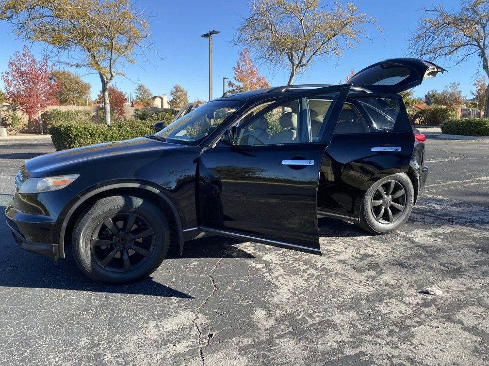 2005 Infiniti Fx35
