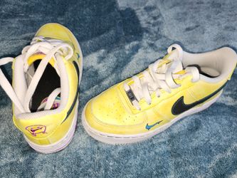 Nike Air Force 1 Low "Peace, Love & Basketball" sneakers