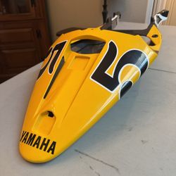 Moto GP Real Valentino Rossi Colin Edward’s Yamaha M1 Subframe And Tail Section R1