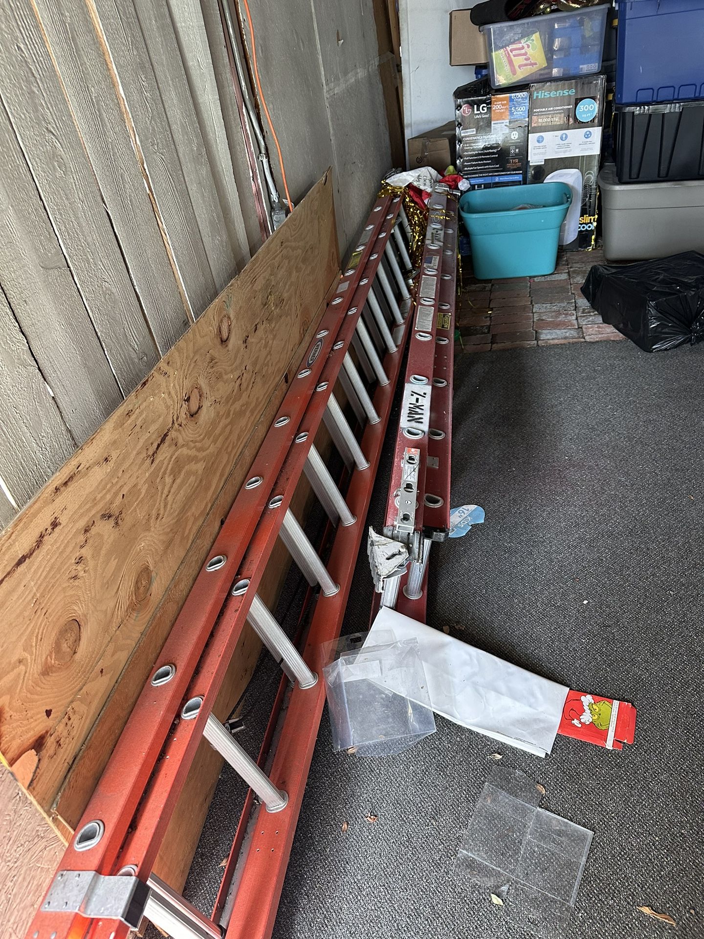 28ft Werner Ladders