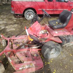 ￼

￼

￼

￼

USED 2010 KUBOTA DIESEL ZERO-TURN MOWER


