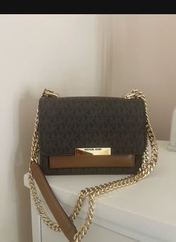 Micheal Kors purse