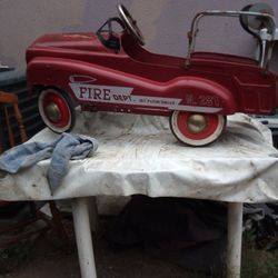 Vintage Fire Truck Pedal"Fire Department (1957)."(№. 281 ) Young Kid