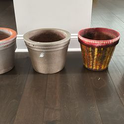 Terracotta pots 9”