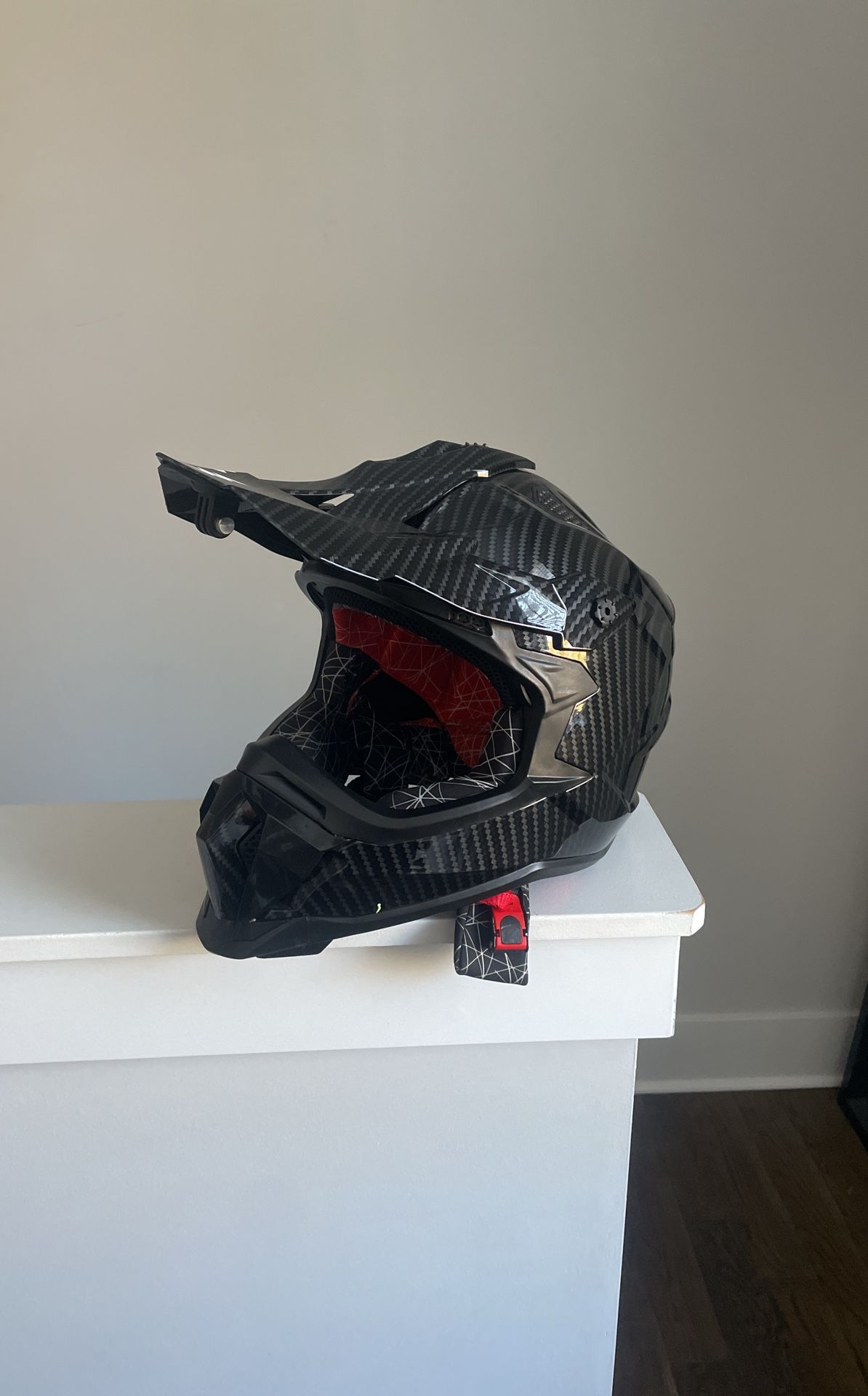 Carbon Dirt-bike Helmet