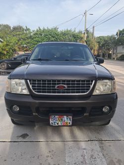 2005 Ford Explorer