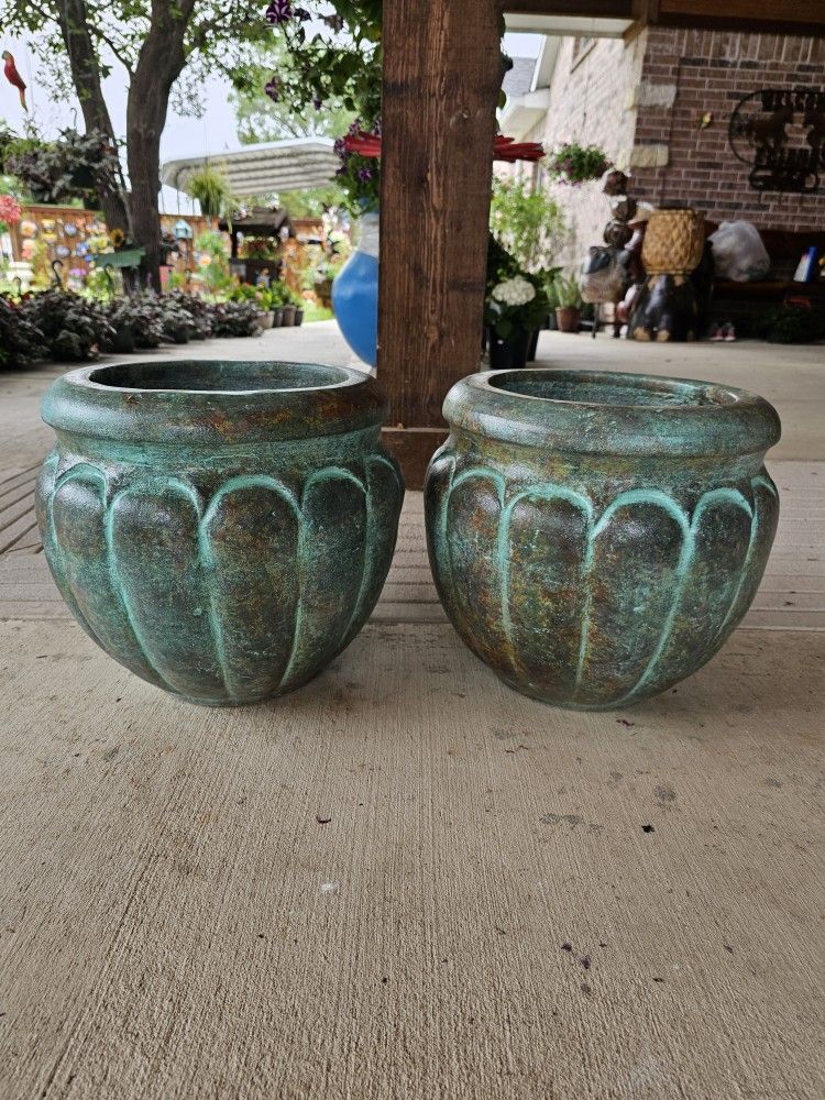 Small Turquoise Clay Pots, Planters, Plants. $45 cada una