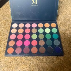 Morphe 35A Up Till Dawn Pallete