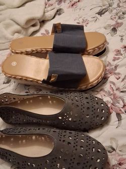 Shows size 8and half