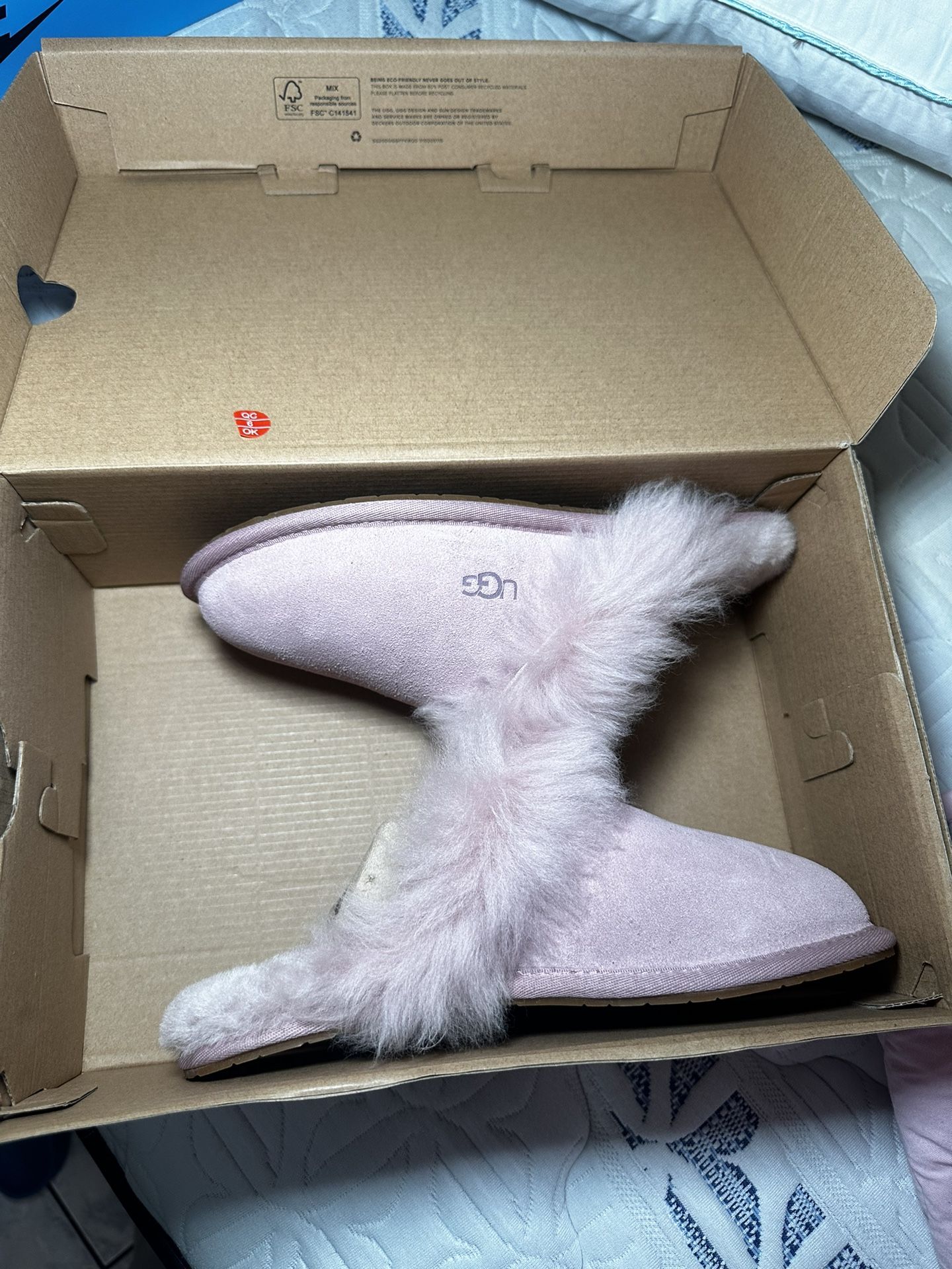 Ugg W Scuff Sis Size 7 