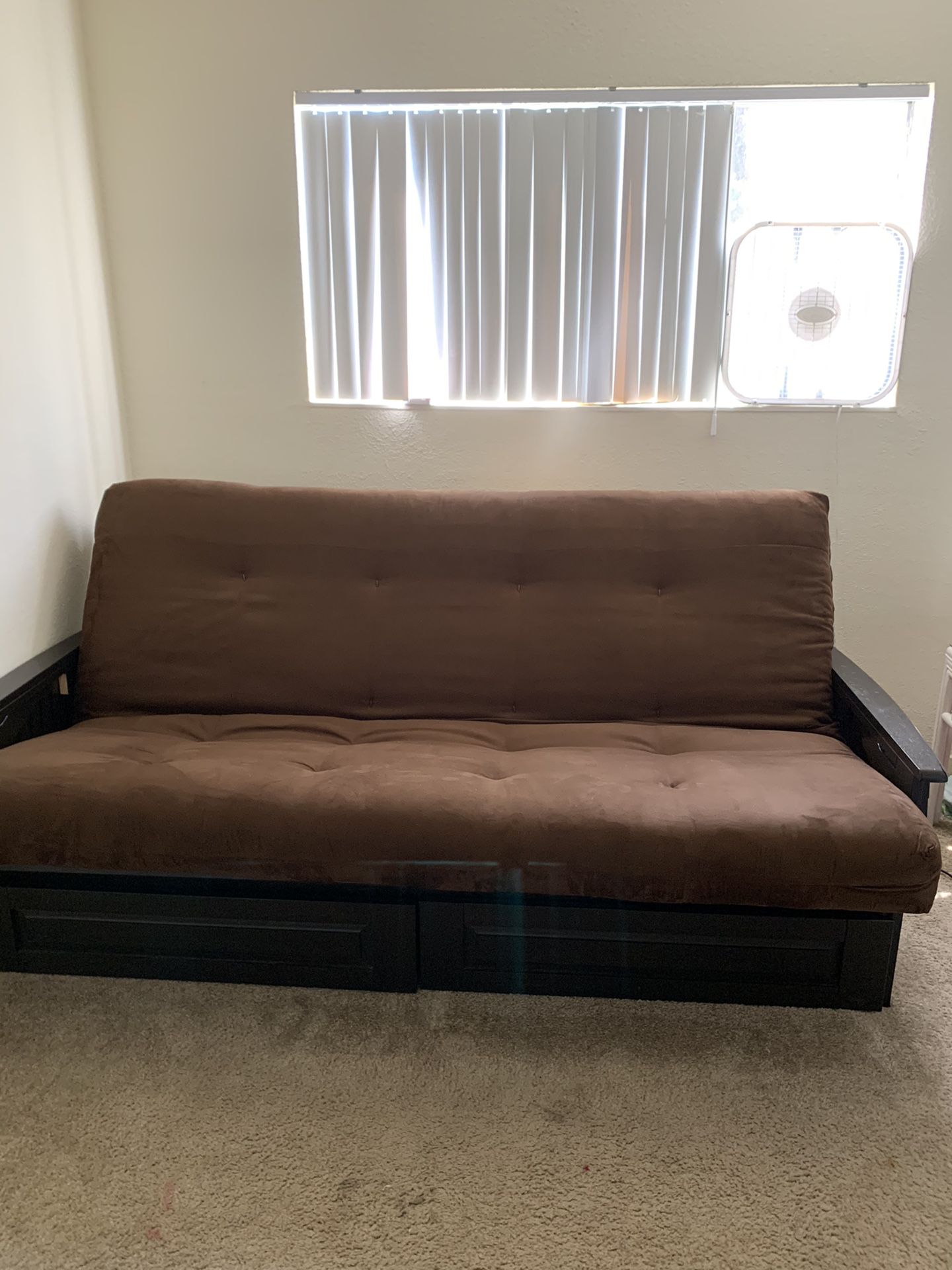 //Queen Size Futon Sofa Bed //