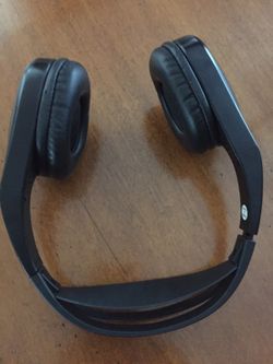 Wireless headphones for car DVD