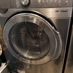 Samsung Washer And Dryer With Pedestals That Have Drawers