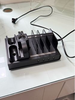Full family charge up to 5 phones , 2 AirPod and your watch