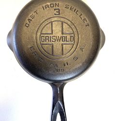 Antique #3 Griswold Cast Iron Pan/Skillet 709-
